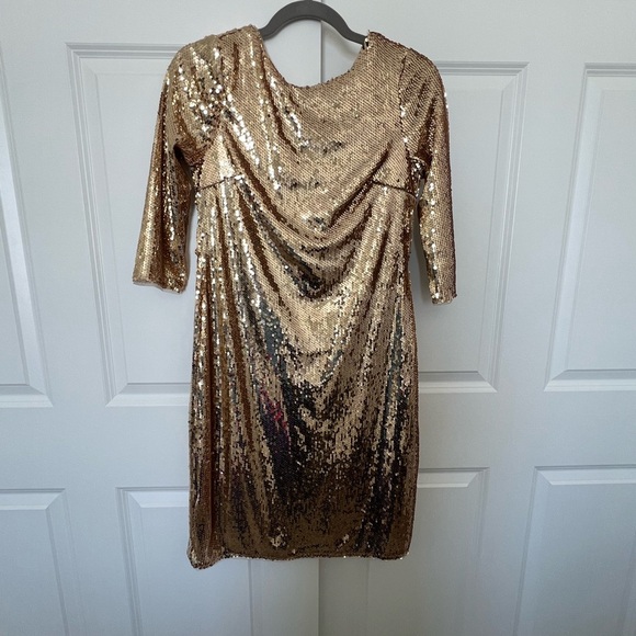 Gold sequin maternity dress from ASOS - Picture 1 of 3